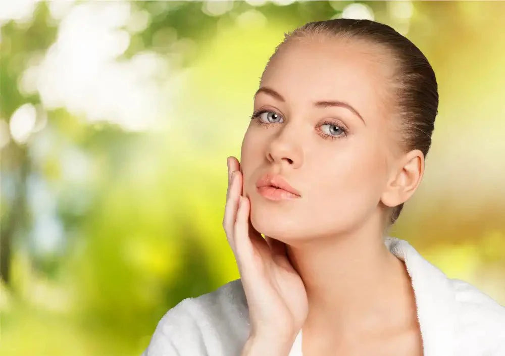 How to Achieve Clear Skin Naturally? 8 Holistic Habits That Really Work - Sweet Bee Naturals