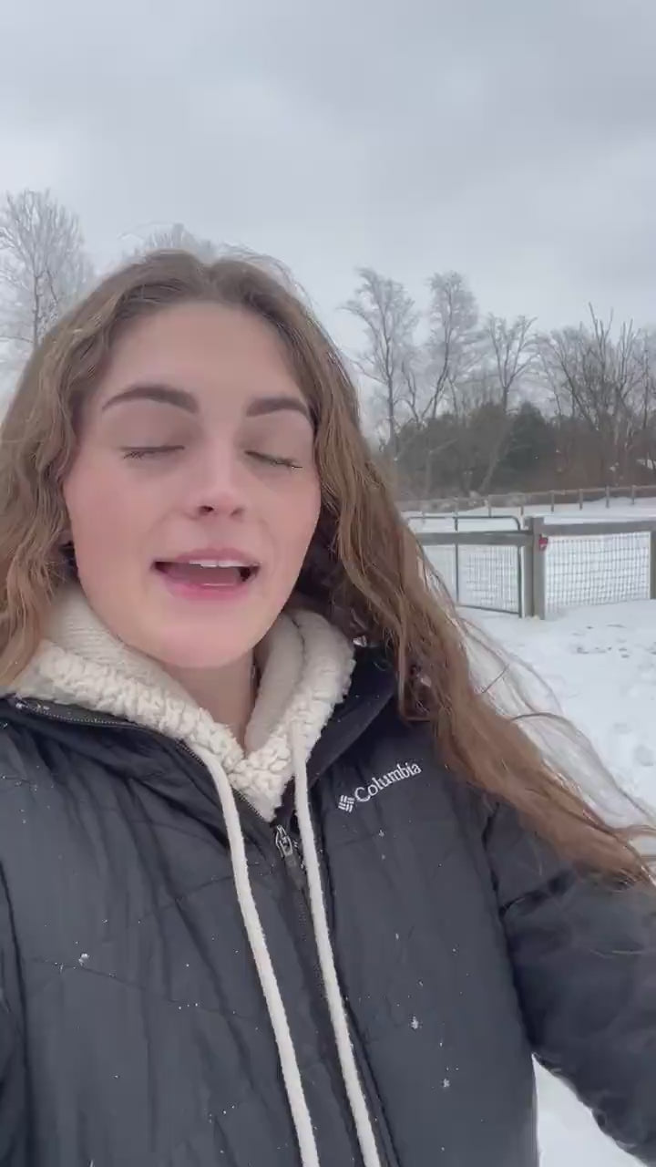 Sweet Bee Magic™ Wand - Organic Lip Balm